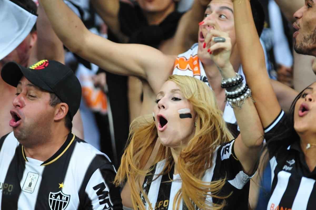 Pratto recebeu lanamento de Guilherme, pegou de primeira e superou Fbio