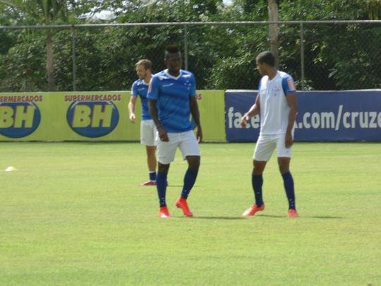 Fotos do ltimo treino do Cruzeiro antes da partida contra o Universitario, no Mineiro, pela fase de grupos da Copa Libertadores