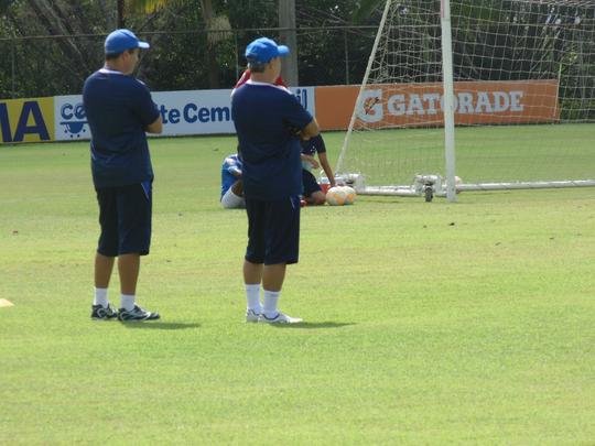 Fotos do ltimo treino do Cruzeiro antes da partida contra o Universitario, no Mineiro, pela fase de grupos da Copa Libertadores
