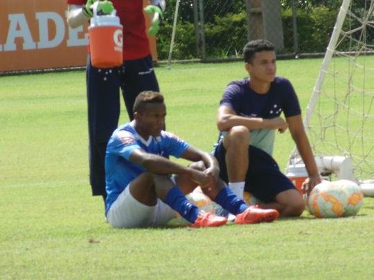 Fotos do ltimo treino do Cruzeiro antes da partida contra o Universitario, no Mineiro, pela fase de grupos da Copa Libertadores