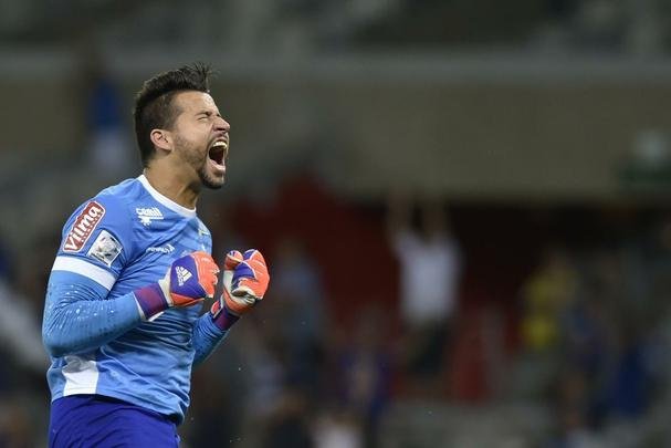 Fotos do segundo tempo do jogo entre Cruzeiro e Universitario, no Mineirão