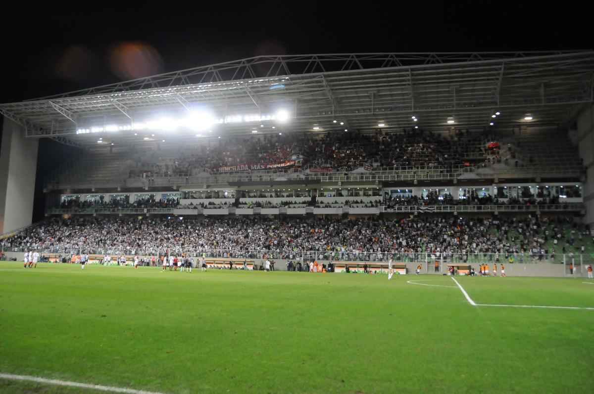 Na semifinal da Libertadores de 2013, o Galo precisava vencer o Newell's Old Boys por pelo menos dois gols de diferena. Em jogo dramtico, que teve at queda de energia no estdio Independncia, o time fez 2 a 0 e levou a deciso da vaga para os pnaltis, classificando-se  deciso.