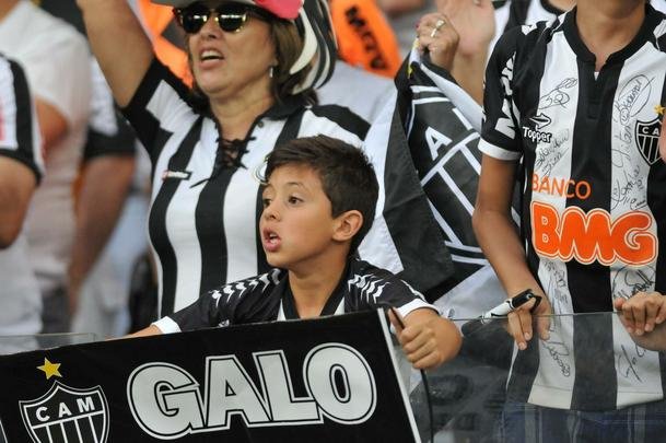 Imagens da torcida do Atltico na primeira partida da final do Mineiro, contra a Caldense