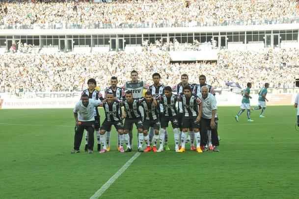Imagens do primeiro tempo do jogo entre Atltico e Caldense, no Mineiro, pela final do Estadual