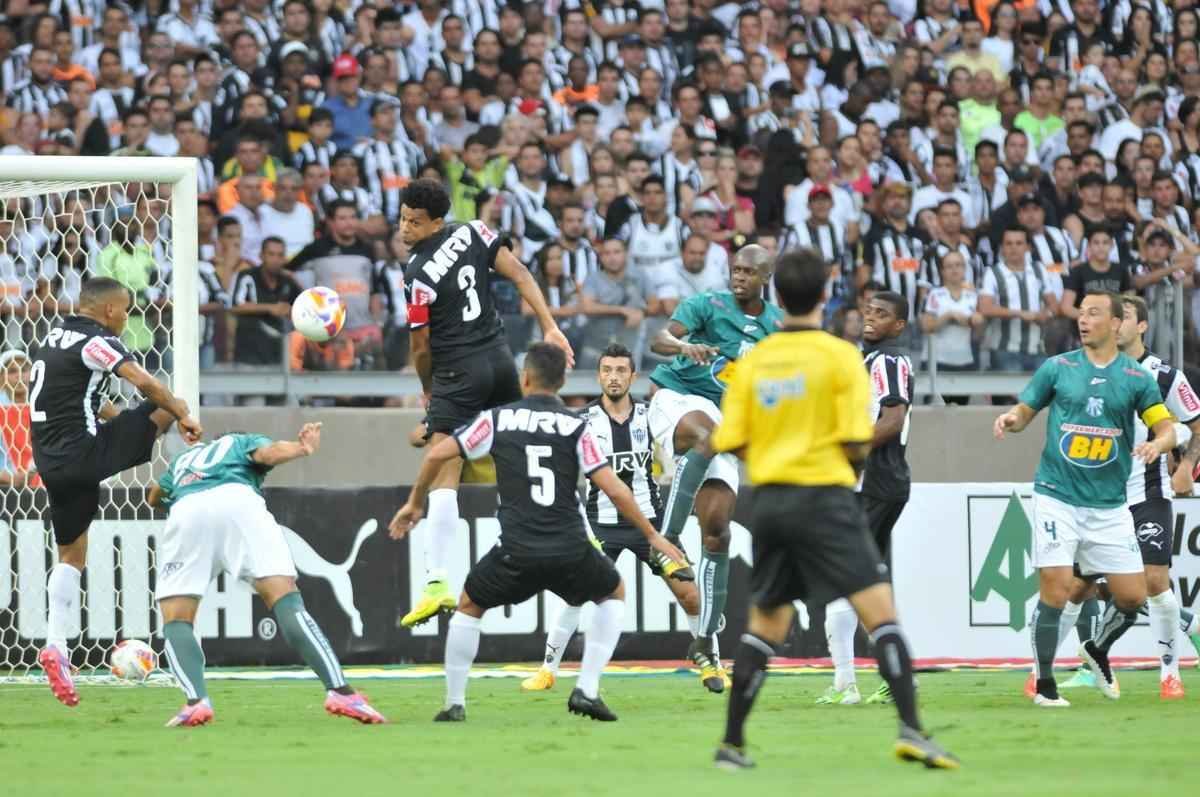 Fotos do segundo tempo do jogo de ida da final do Mineiro, entre Atltico e Caldense