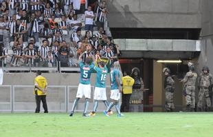 Torcedores e jogadores da Caldense comemoraram muito o empate no Mineiro pela final do Mineiro