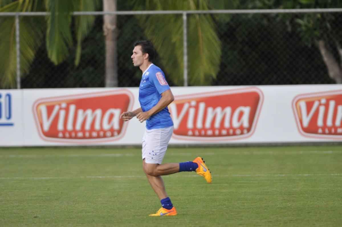 Imagens do treino do Cruzeiro na tarde desta quarta-feira, na Toca da Raposa II.