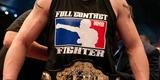 Tim Sylvia, em setembro de 2003 - Sylvia foi destitu�do do t�tulo ap�s testar positivo para anabolizantes em teste p�s-luta