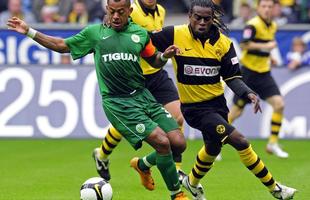 Tinga jogou 154 partidas pelo Borussia, marcou 31 gols e conquistou uma Supercopa da Alemanha de 2008