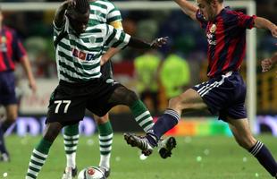 Em 2004, Tinga teve rpida passagem pelo Sporting e jogou 20 partidas pelo clube portugus