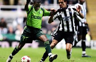 Em 2004, Tinga teve rpida passagem pelo Sporting e jogou 20 partidas pelo clube portugus