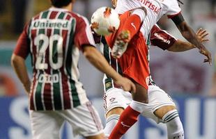Em duas passagens pelo Inter, Tinga conquistou trs Gachos, duas Libertadores (2006 e 2010) e uma Recopa (2011). No Colorado, disputou 160 jogos e marcou 20 gols.