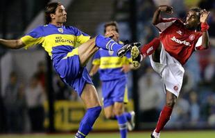 Em duas passagens pelo Inter, Tinga conquistou trs Gachos, duas Libertadores (2006 e 2010) e uma Recopa (2011). No Colorado, disputou 160 jogos e marcou 20 gols.