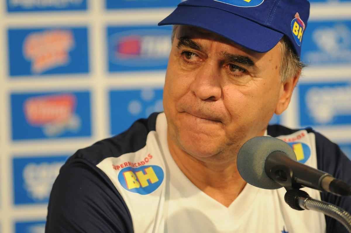 Jogadores do Cruzeiro no tiveram folga no feriado e treinaro tambm no fim de semana