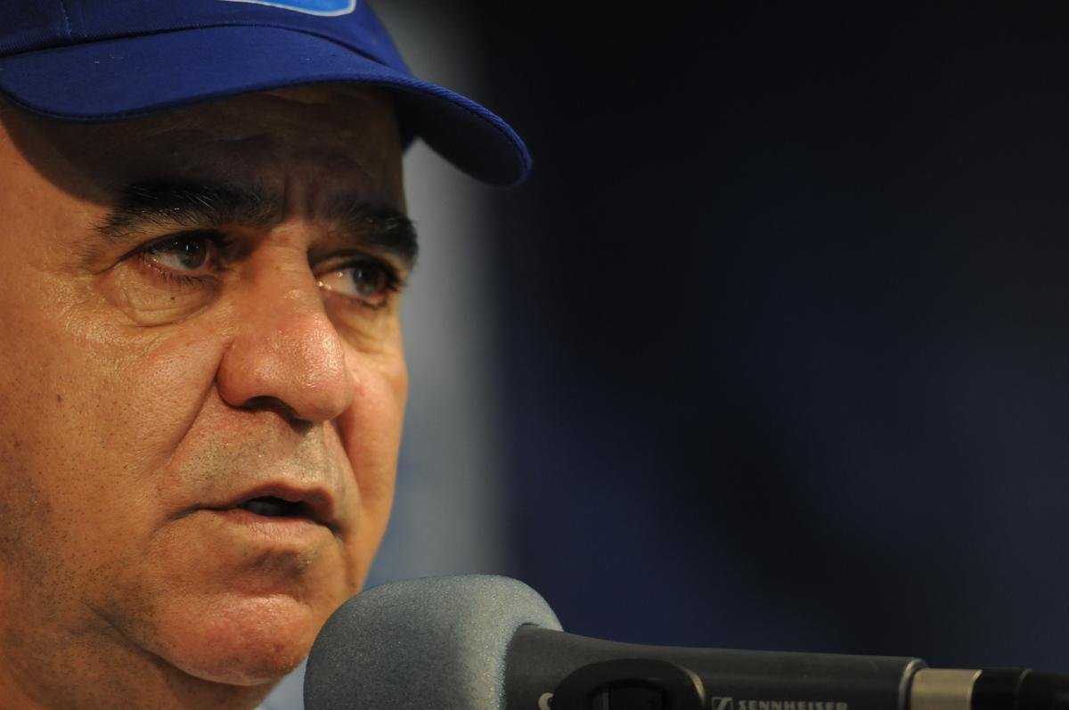 Jogadores do Cruzeiro no tiveram folga no feriado e treinaro tambm no fim de semana