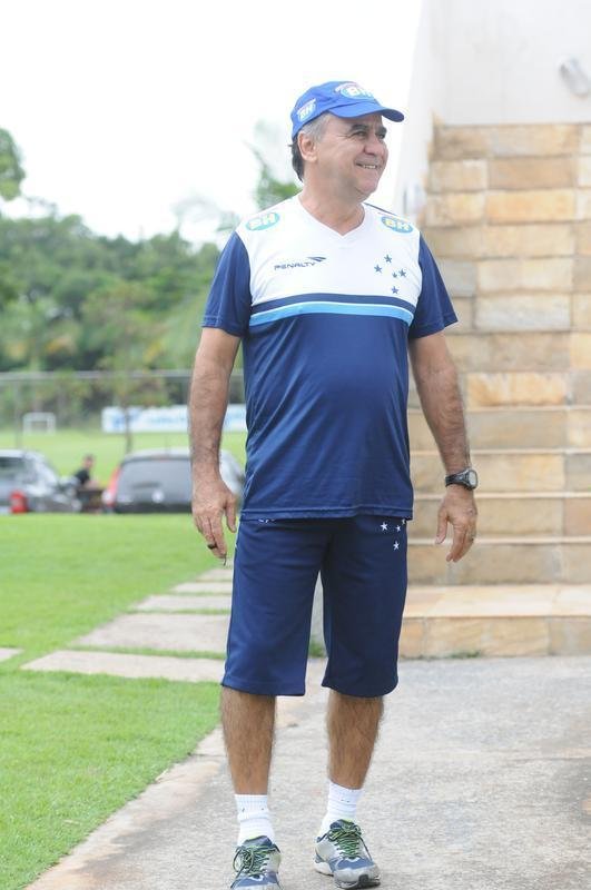 Jogadores do Cruzeiro no tiveram folga no feriado e treinaro tambm no fim de semana