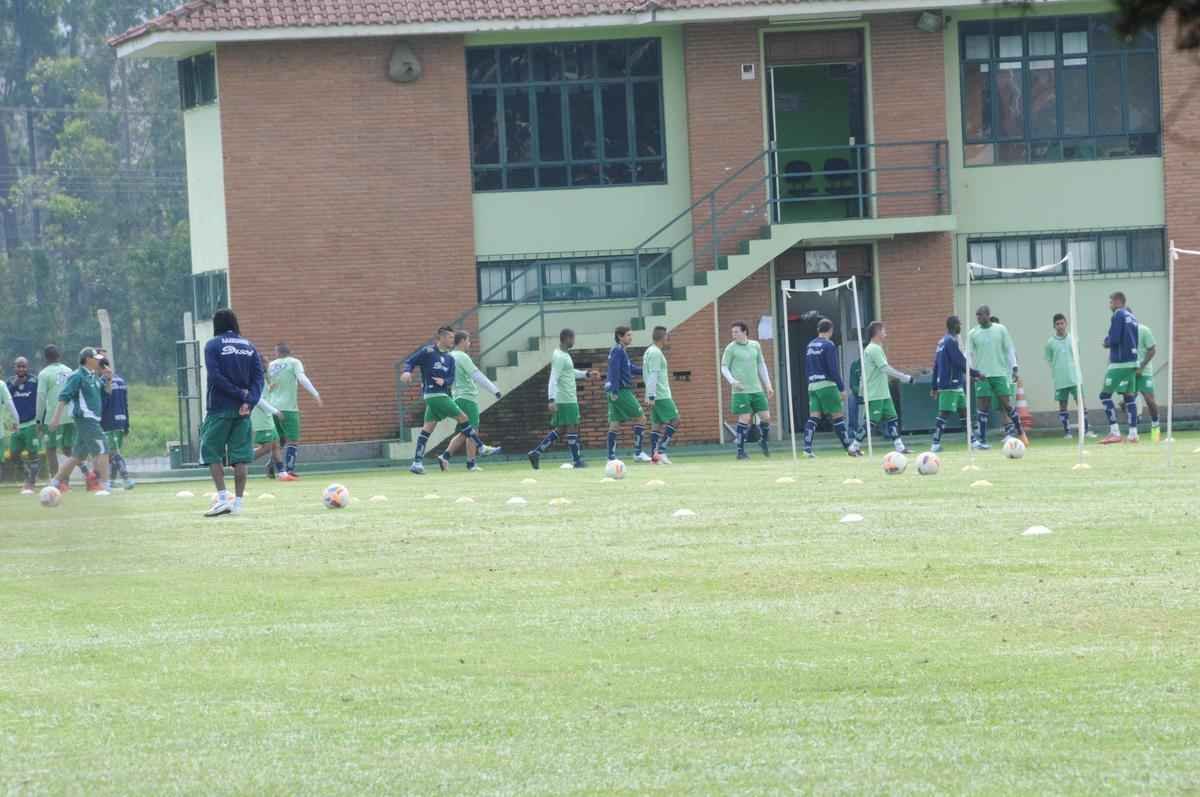 Caldense faz ltimo treino em Poos antes da final
