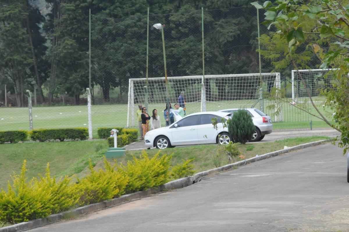 Caldense faz ltimo treino em Poos antes da final