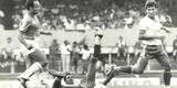 1986 - Reinaldo fez dois jogos pelo Cruzeiro e no marcou nenhum gol. Na foto, o duelo com o Bahia.