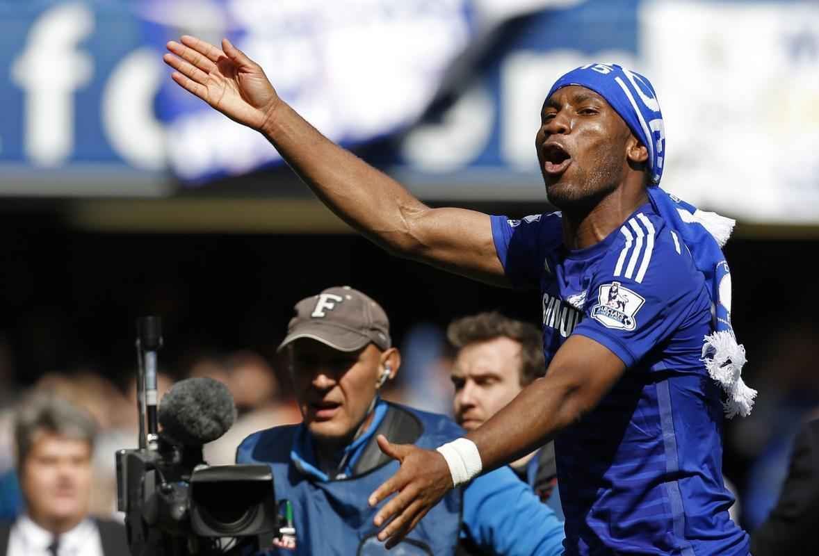 Fotos da comemorao do Chelsea pelo ttulo ingls