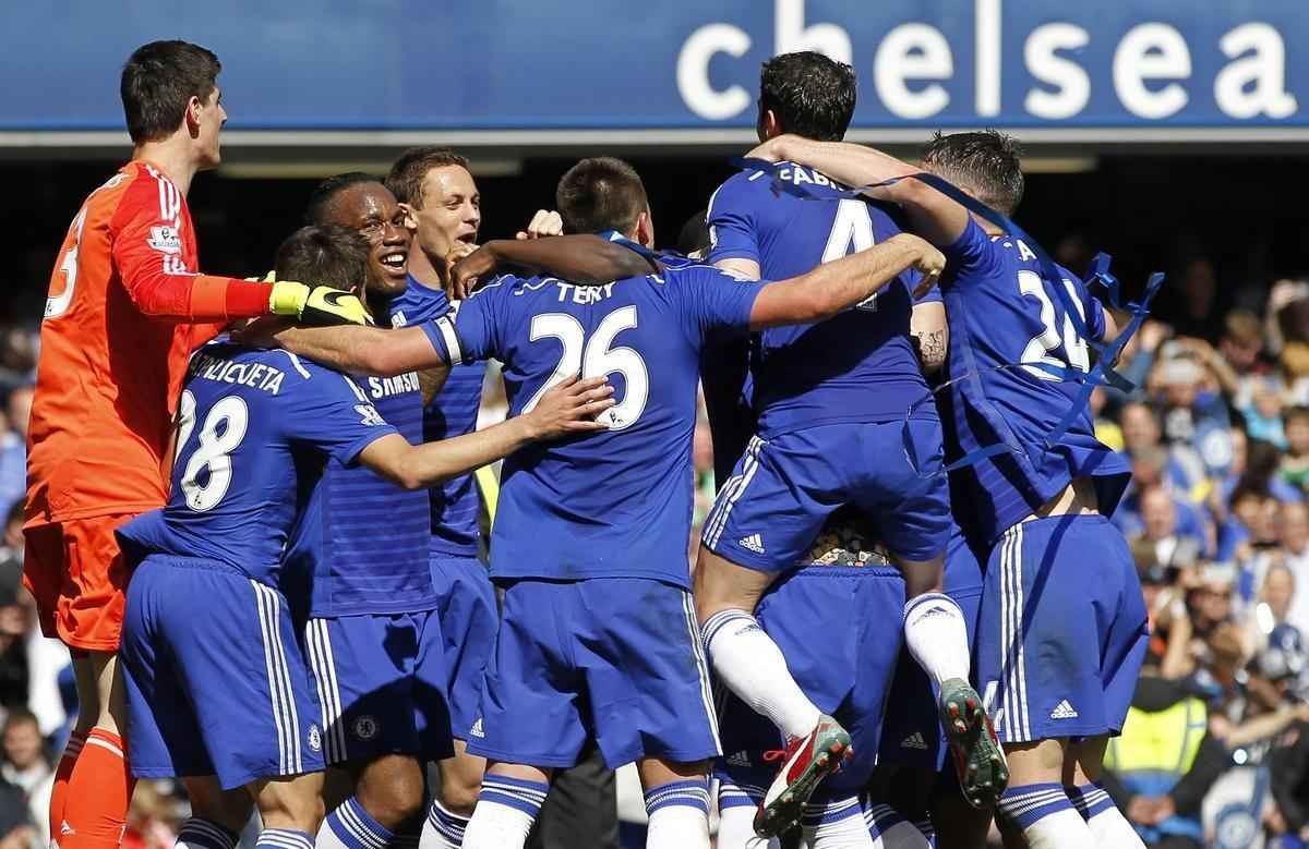 Fotos da comemorao do Chelsea pelo ttulo ingls