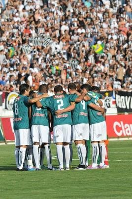 Imagens do primeiro tempo da deciso do Mineiro, entre Caldense e Atltico