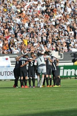 Imagens do primeiro tempo da deciso do Mineiro, entre Caldense e Atltico