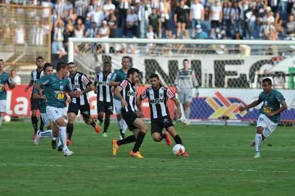 Fotos do primeiro tempo da final do Mineiro, entre Caldense e Atltico