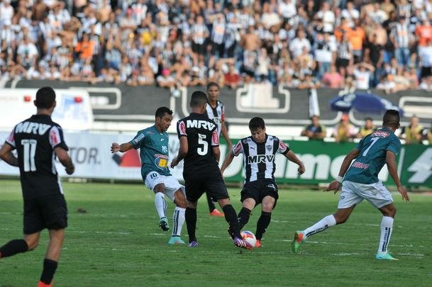 Fotos do primeiro tempo da final do Mineiro, entre Caldense e Atltico