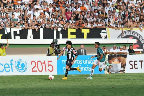 Fotos do primeiro tempo da final do Mineiro, entre Caldense e Atltico