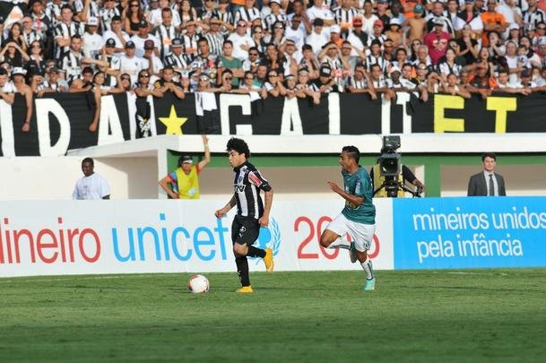 Fotos do primeiro tempo da final do Mineiro, entre Caldense e Atltico