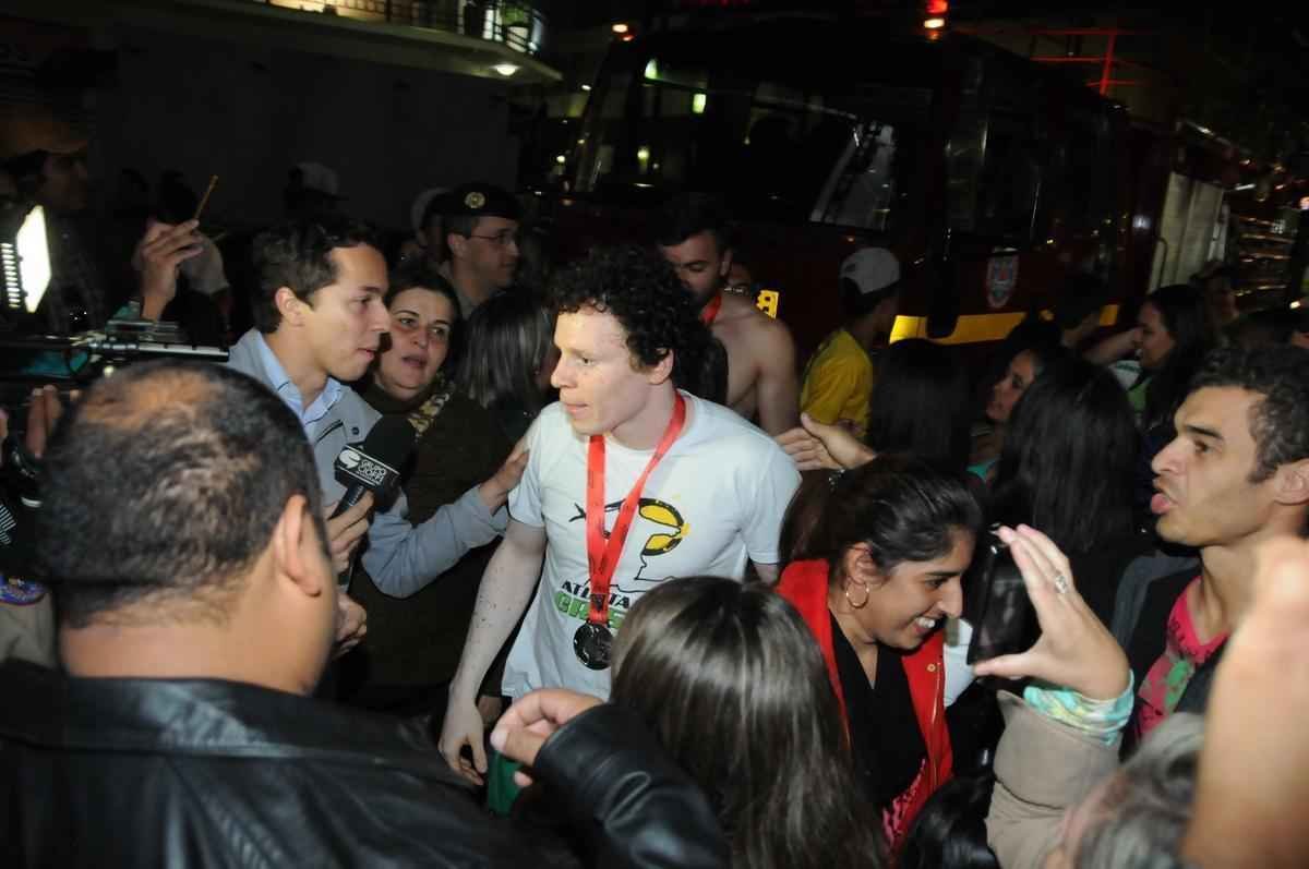 Torcida pediu que atacante Cristiano fique na Caldense. Jogador negocia com o Amrica.