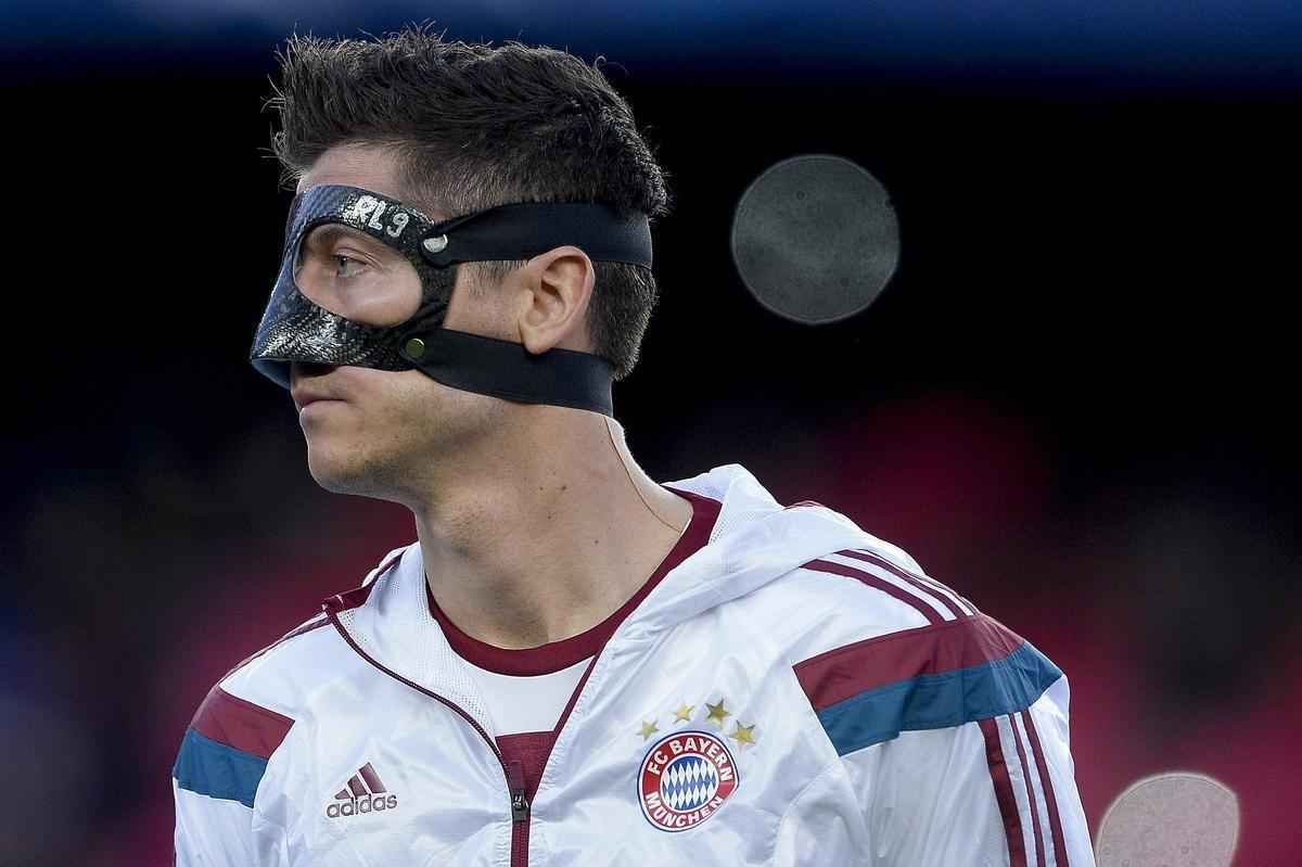Reaes de atletas do Bayern aps a derrota por 3 a 0 para o Barcelona