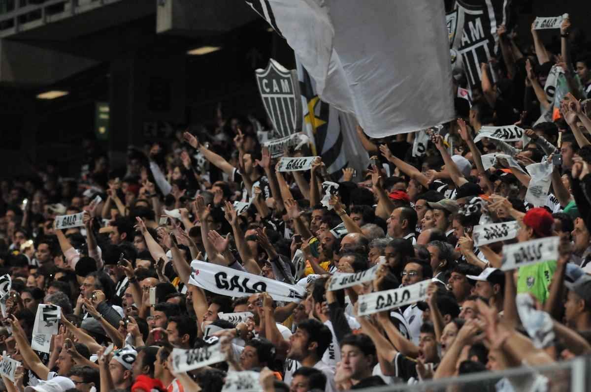 Fotos da torcida do Atltico no jogo contra o Internacional