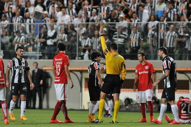 Imagens do jogo entre Atltico e Internacional, no Independncia, pela Copa Libertadores