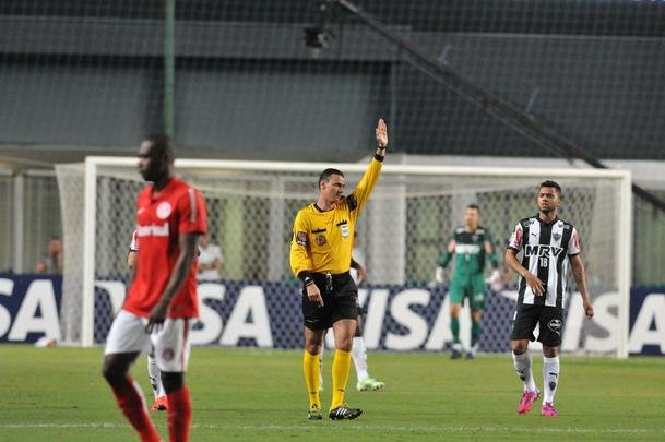 Imagens do jogo entre Atltico e Internacional, no Independncia, pela Copa Libertadores