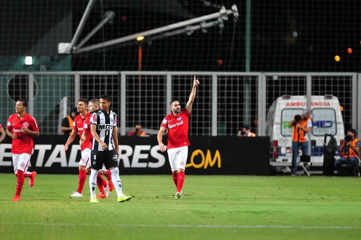 Imagens do jogo entre Atltico e Internacional, no Independncia, pela Copa Libertadores