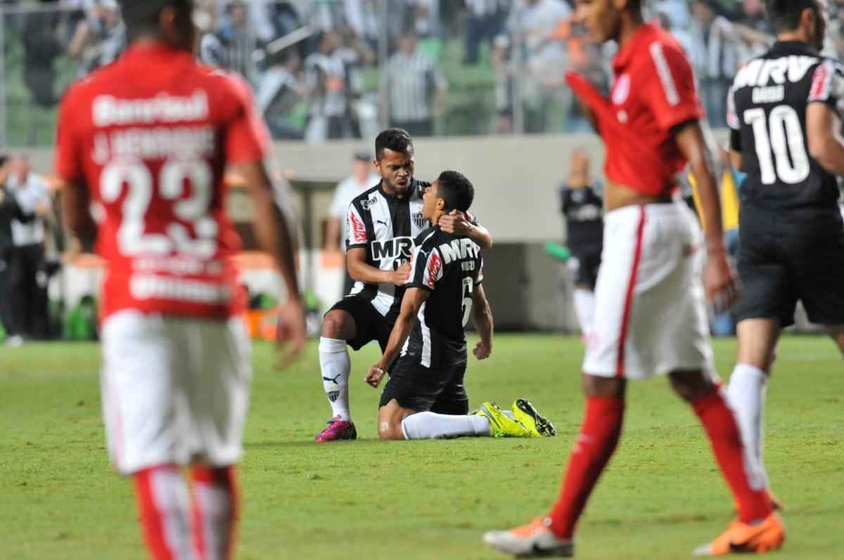 Imagens do jogo entre Atltico e Internacional, no Independncia, pela Copa Libertadores