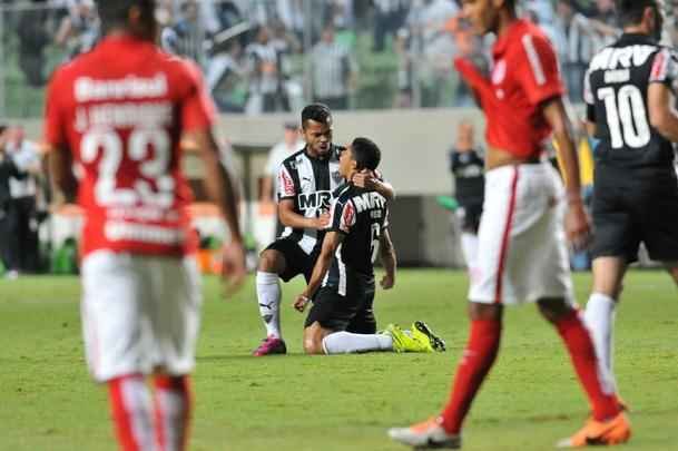 Imagens do jogo entre Atltico e Internacional, no Independncia, pela Copa Libertadores