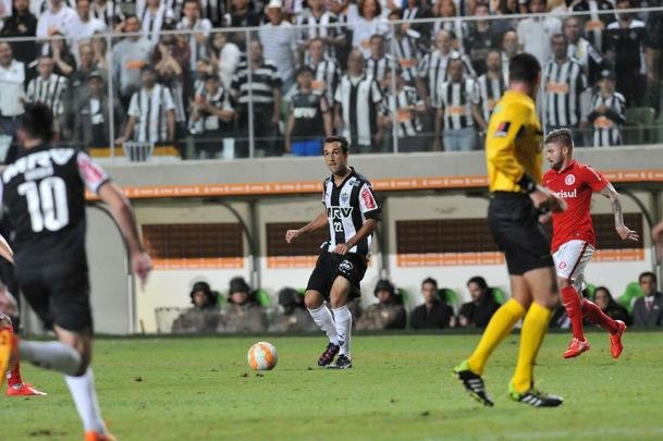 Imagens do jogo entre Atltico e Internacional, no Independncia, pela Copa Libertadores