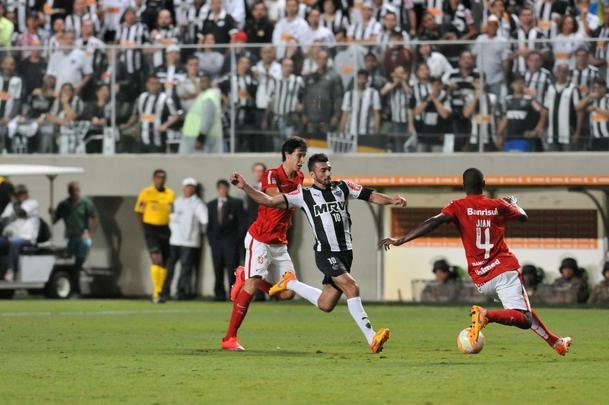 Imagens do jogo entre Atltico e Internacional, no Independncia, pela Copa Libertadores