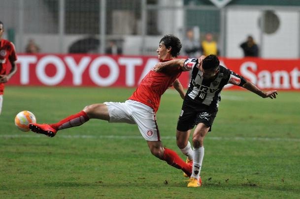 Imagens do jogo entre Atltico e Internacional, no Independncia, pela Copa Libertadores