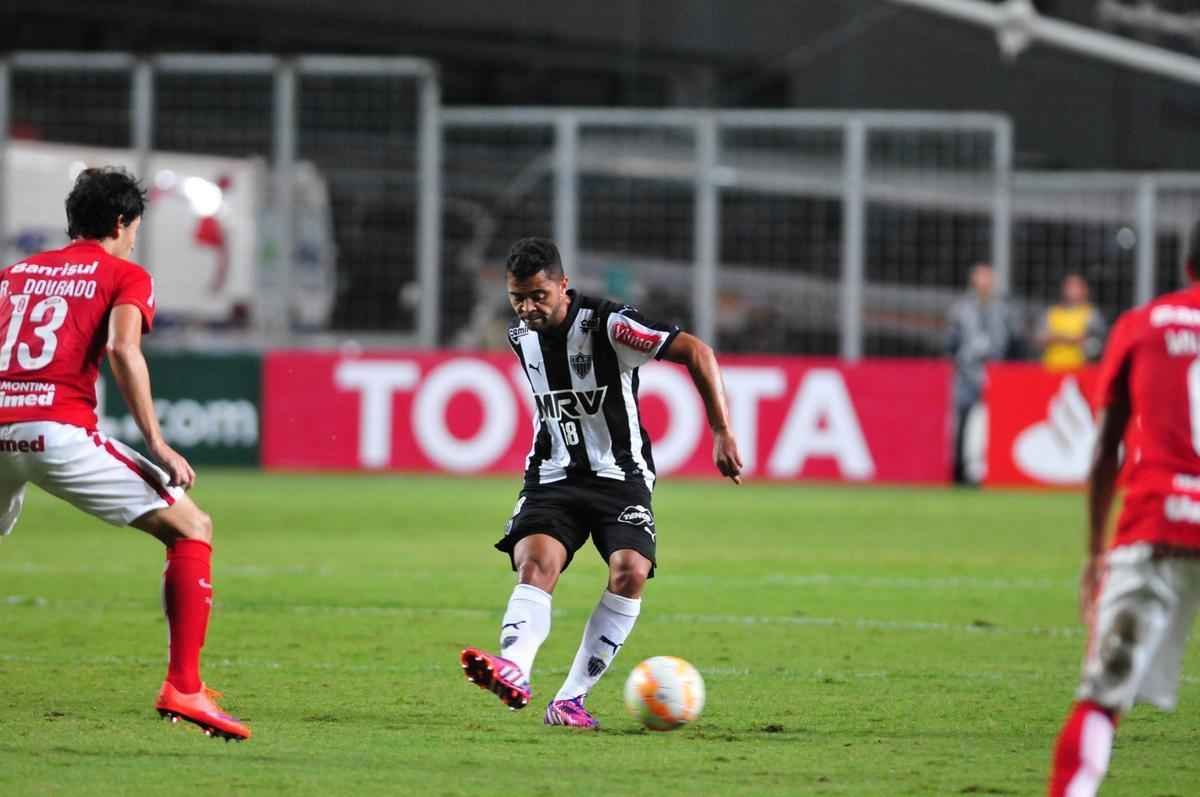 Imagens do jogo entre Atltico e Internacional, no Independncia, pela Copa Libertadores