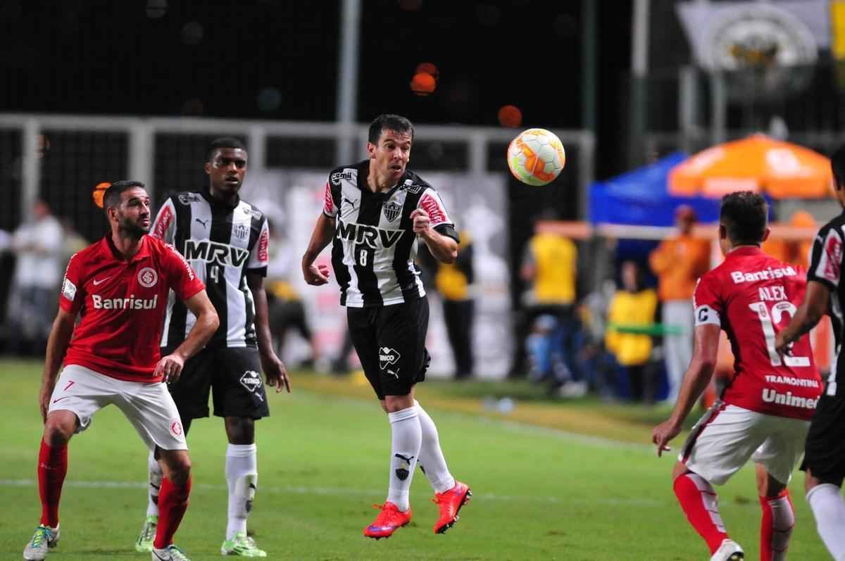 Imagens do jogo entre Atltico e Internacional, no Independncia, pela Copa Libertadores
