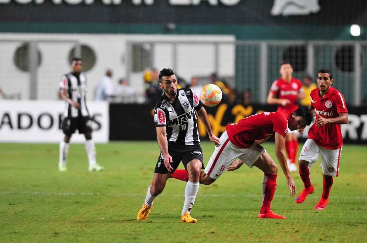 Imagens do jogo entre Atltico e Internacional, no Independncia, pela Copa Libertadores