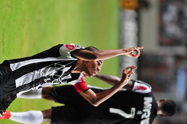 Imagens do jogo entre Atltico e Internacional, no Independncia, pela Copa Libertadores