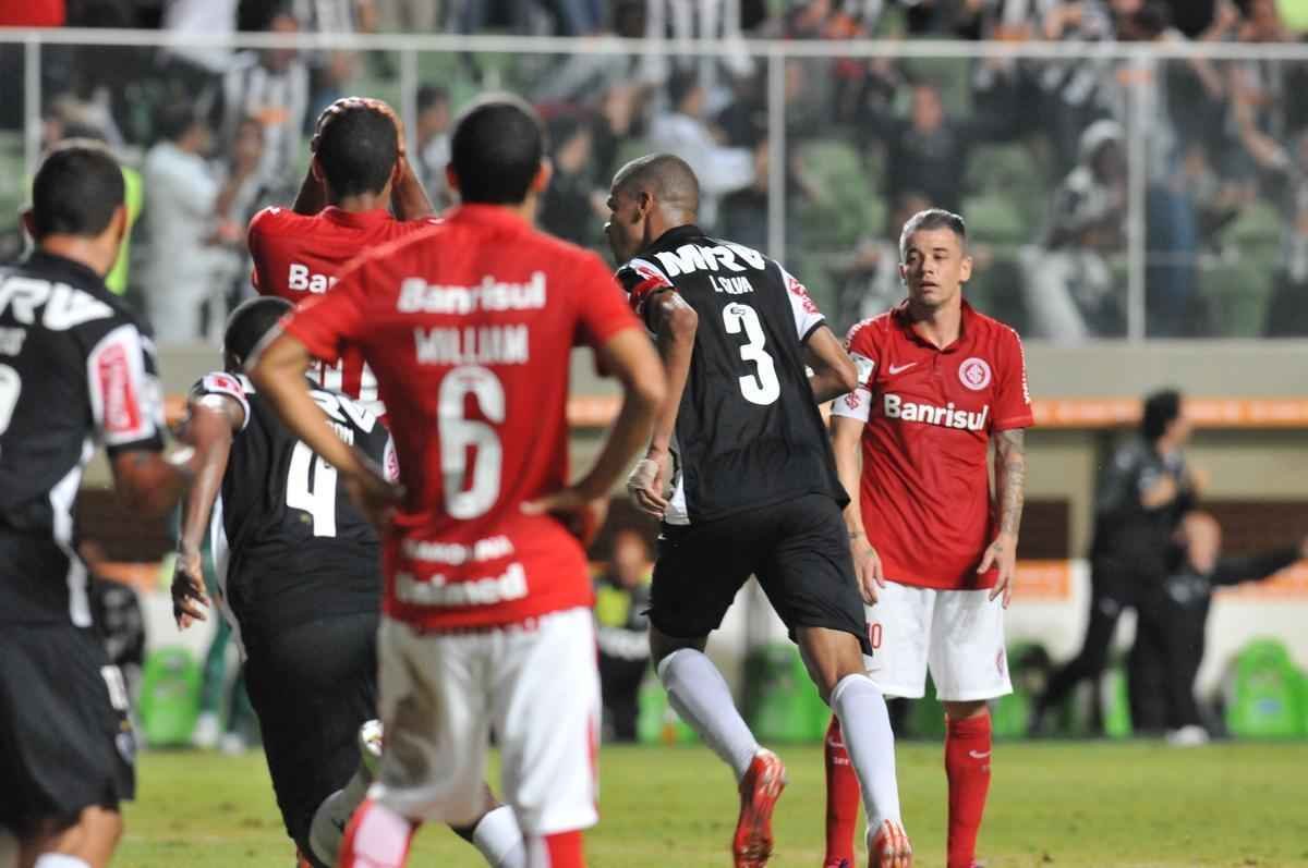 Imagens do jogo entre Atltico e Internacional, no Independncia, pela Copa Libertadores