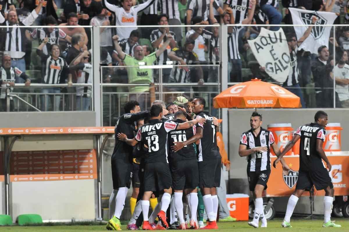 Imagens do jogo entre Atltico e Internacional, no Independncia, pela Copa Libertadores