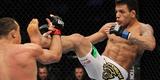 Mas a sequncia foi interrompida no duelo contra o brasileiro Gleison Tibau, que venceu por deciso dividida