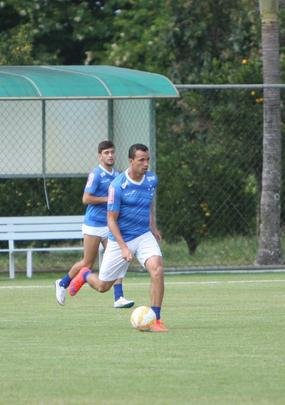 Tcnico Marcelo Oliveira fez um treino ttico fechado na Toca da Raposa II e no mostrou o time que enfrentar o So Paulo. Jornalistas acompanharam apenas atividade recreativa.